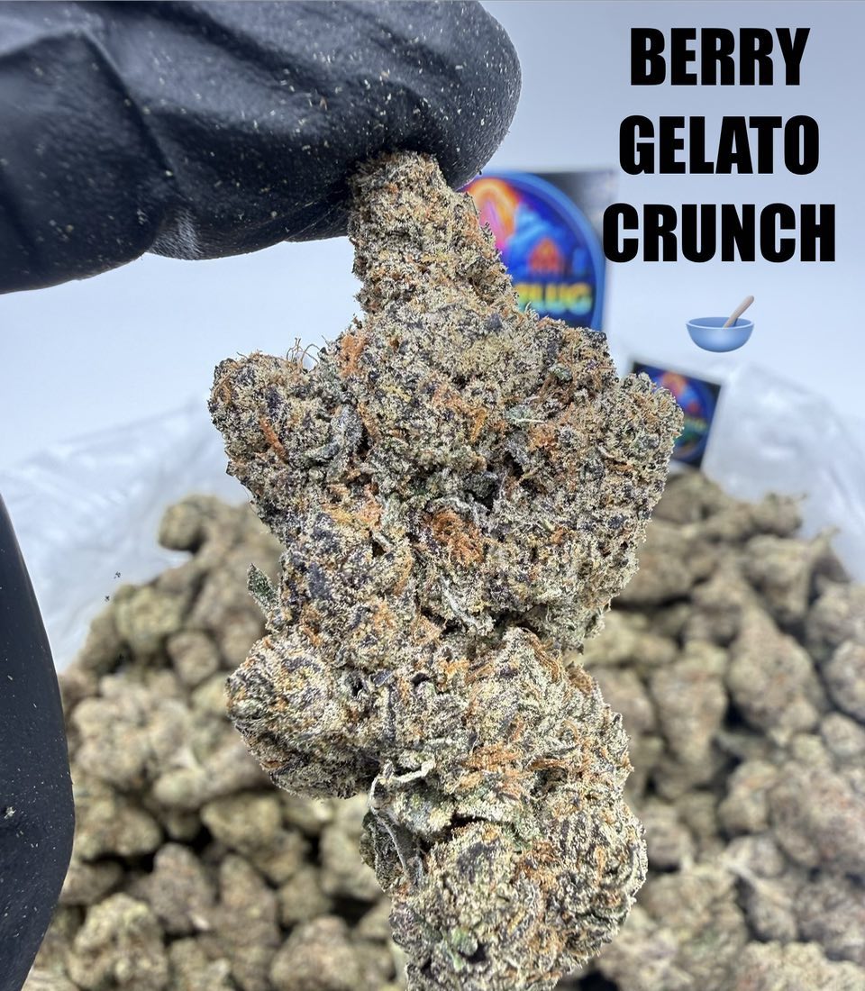 BERRY GELATO CRUNCH Slide 2